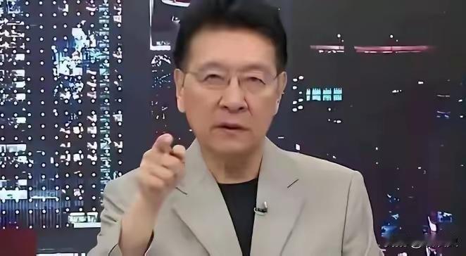 赵少康什么时候又变成好人呢？赵少康昨天接受媒体访问，大赞郑丽文，还夸郑丽文是几十