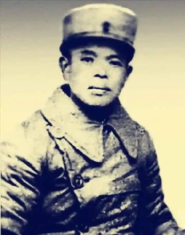 1943年，八路军军区副司令黄骅正开会，冯冠奎却突然闯进，冲着黄烨开枪，当其他人