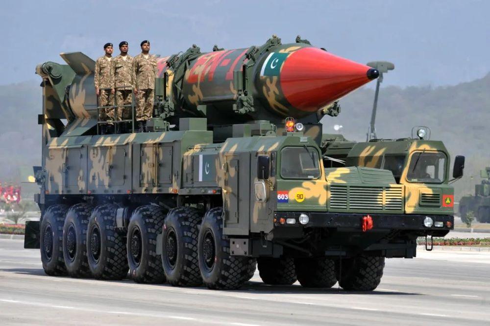 巴基斯坦80%以上武器，都是我国先进武器！巴基斯坦军队到了中东地区，越能打，我国