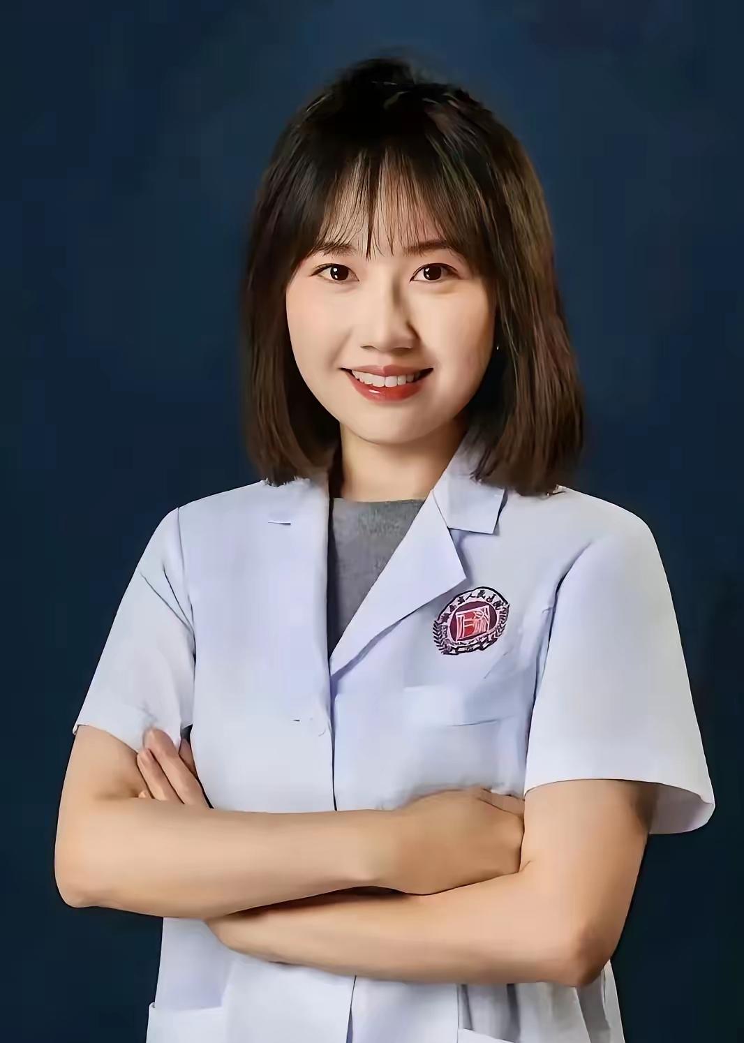 以前总觉得“德艺双馨”，现在才发现，“艺”和“德”完全可以分开。有人手握专