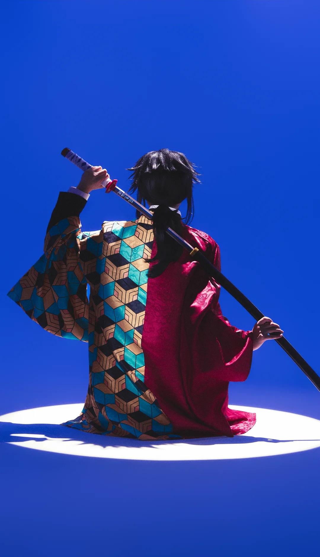 富冈义勇.不愧是水最多的柱[汗]Coser老师@没人要的萨斯给[赞]这波