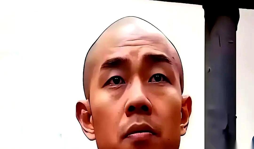 他妈现在开直播哭，说早知道会这样。我真想问问，你早知道什么？早知道他会肝衰竭