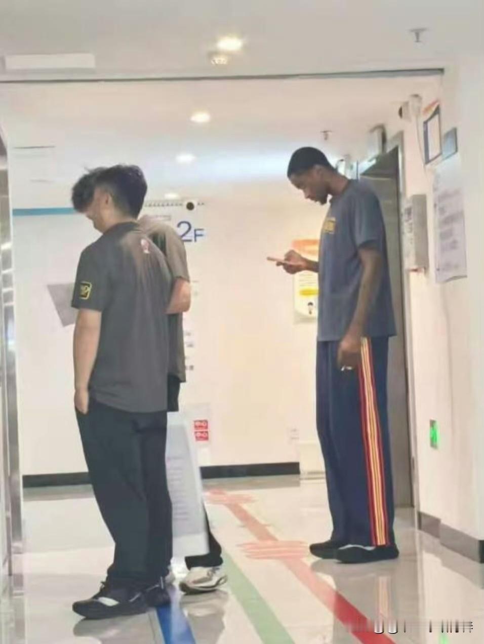 萨姆纳:运气不佳！据广东媒体人透露:广东队在10月3日下午与NBL贵州猛龙打