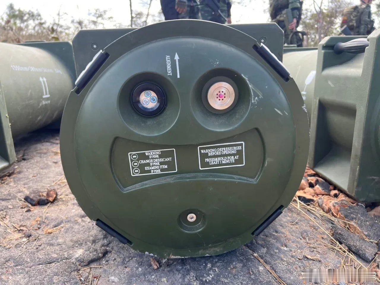 泰国缴获大量柬埔寨反坦克导弹，柬埔寨有这么多反坦克导弹，还能让泰方坦克原地开20