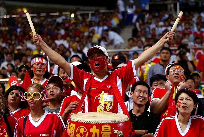又是为荣誉而战！6月10日国足末轮战巴林：6万球票提前售罄，已停止退票，多少人