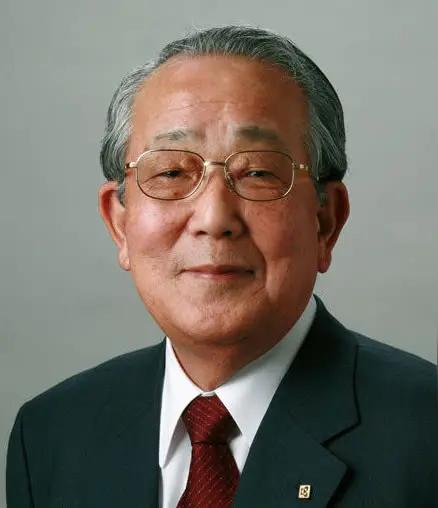稻盛和夫说：“你一天收入100元，有人骂你，你很生气；你一天收入1000元