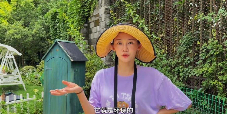 苗苗的菜园子又更新了！不得不说，这次的菜园迎来大丰收，一家人都跟着她沾光了。