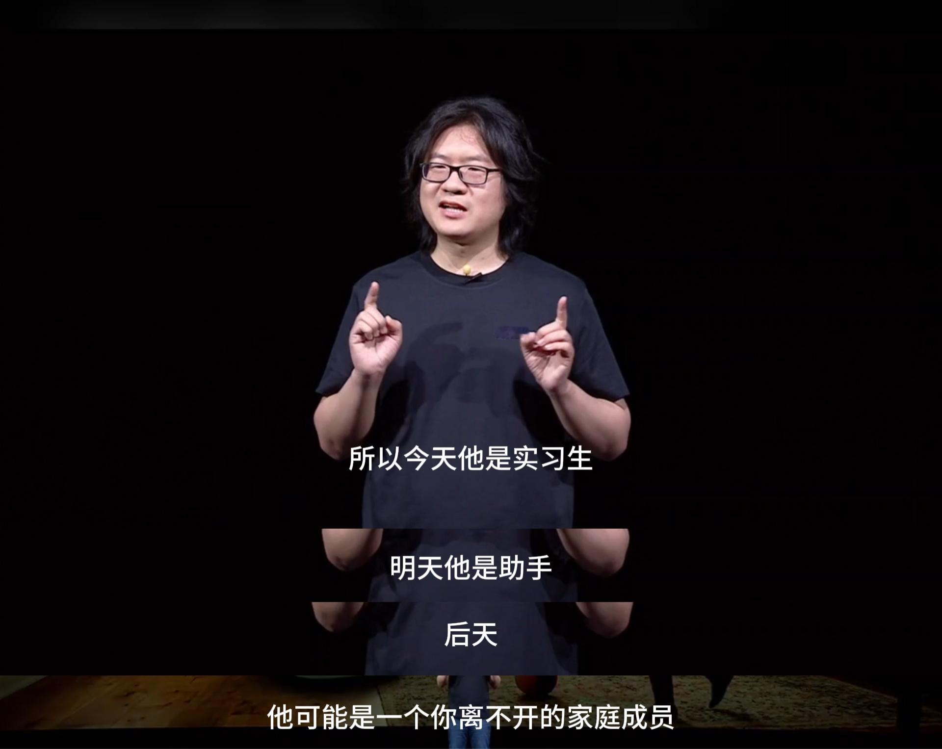 科技发展太快，机器人保姆真要进家门了。能帮着打扫做饭、收拾家务，不用咱们天天累得