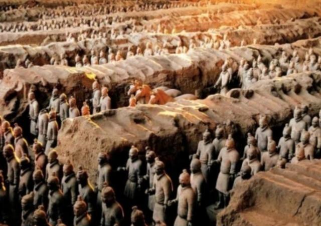 1996年，中德两国专家联手对秦始皇陵进行了一次核磁扫描，扫描结果令人震惊！秦始