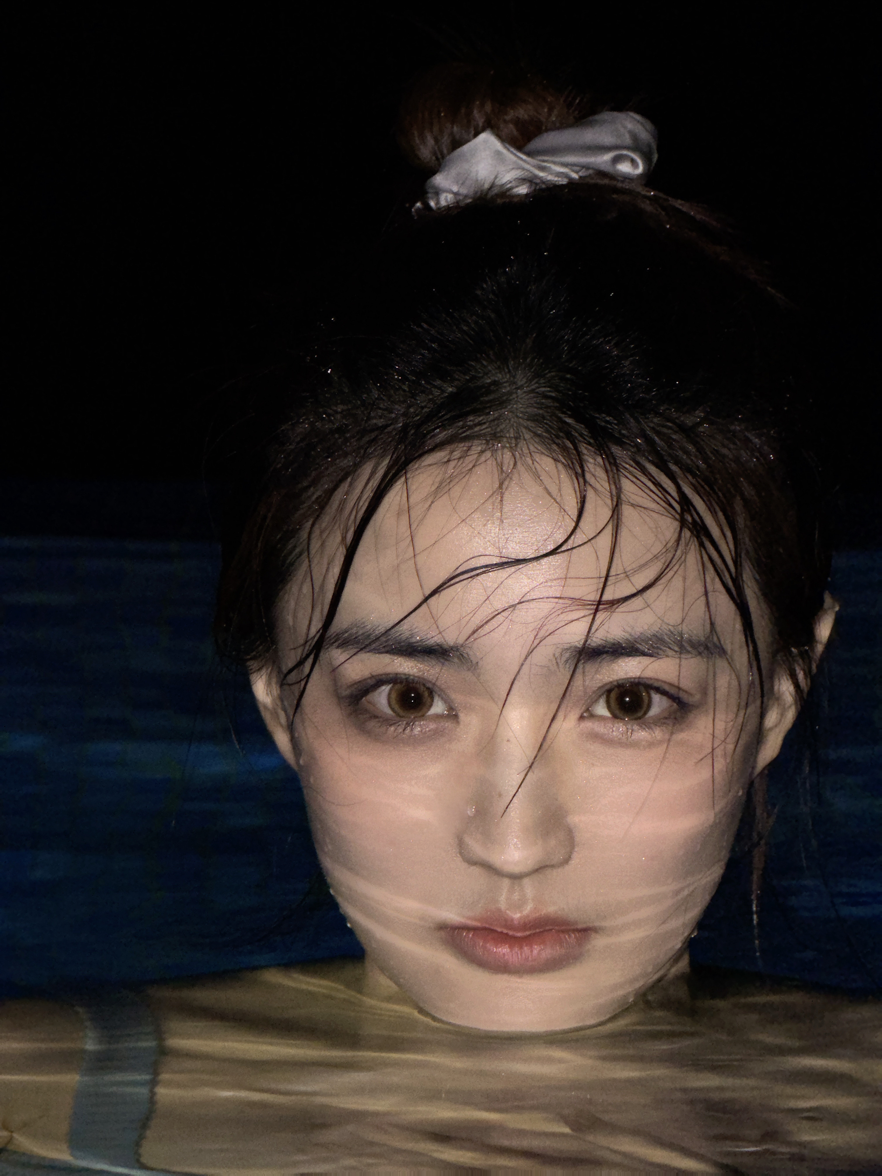 徐璐最新物料：更新了一组度假照🐚