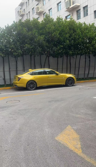 聊聊CT5上手的心情经过一周的折腾，终于提到了这辆2000多公里的凯迪拉克C