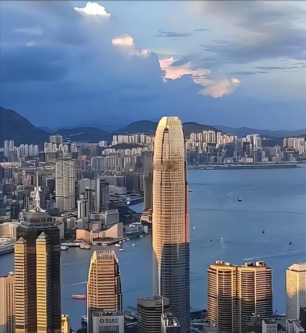 中国最强悍的五个省：1、经济五强：广东、江苏、山东、浙江、四川；2、科技五强：广