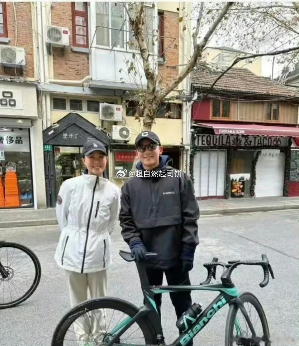 郑恺的这个自行车快赶上一套房了吧