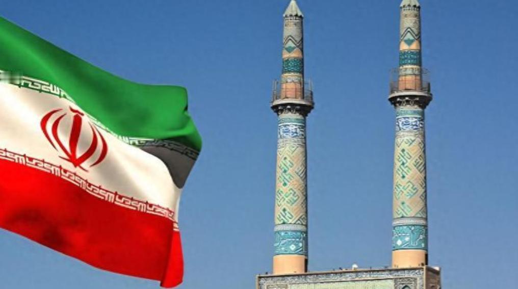 别再盯着伊朗的导弹了！他们干了件更狠的事，比10枚弹道导弹还让美以坐不住。