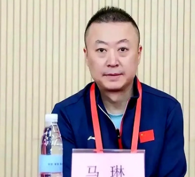 马琳兼管主管教练是否合理？自新加坡大滿贯开始，孙颖莎的主管教练由马琳兼任，王曼昱