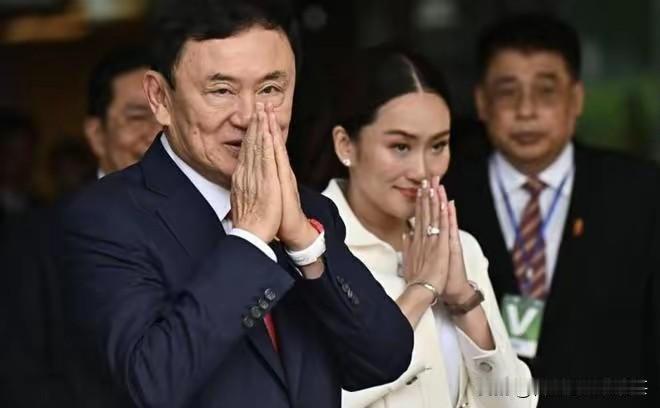 他信家族现在也是被旧案的176亿泰铢追缴以及罚金所制约，所以他信现在要想去利用家