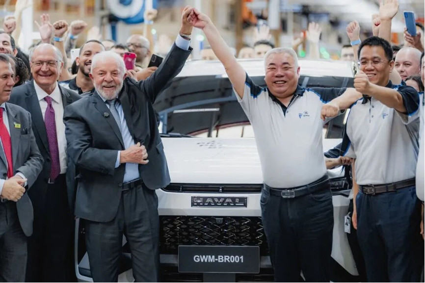 长城在新能源这条路上，其实已经走了十几年。从纯电到混动，再到氢能发电舱，每一步都