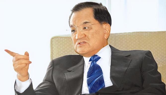 紧要关头，连战出手了！说起来也挺有意思，郝龙斌原本在民调中以33.8%的支持率大