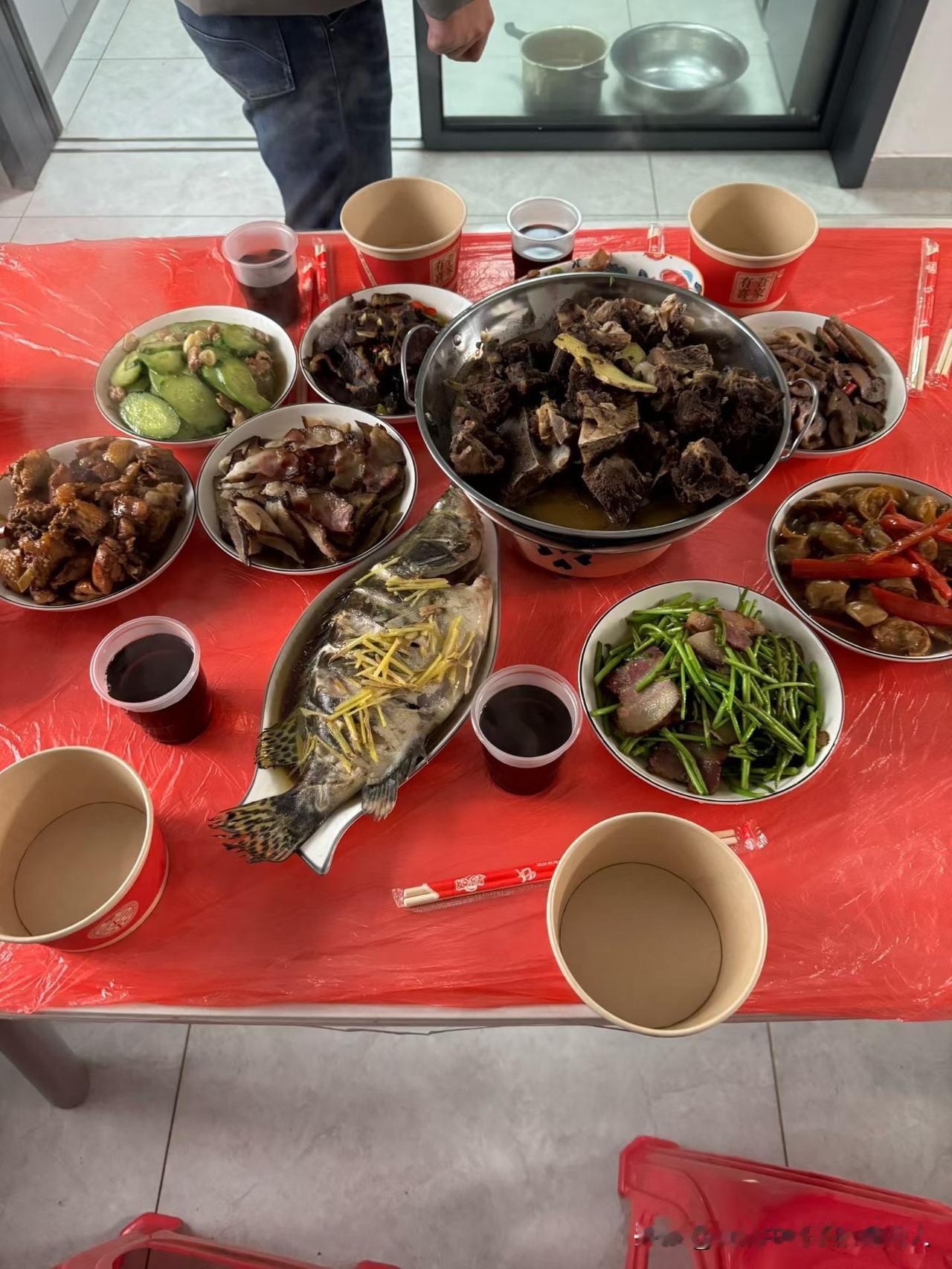 我过的根本不是年！而是……春节限定劳动节！一到过年家里的家务活就没停过！