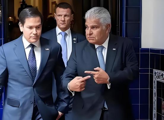 谁能想到，短短72小时，曾经叫嚣着要“强行接管”中企港口的巴拿马政客，竟然在空空