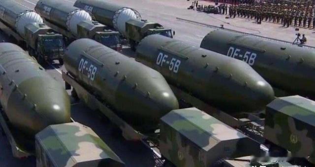 美国现在敢动中国吗？根据外界表示：中国核弹头数量正在猛增，到2030年能打到美国