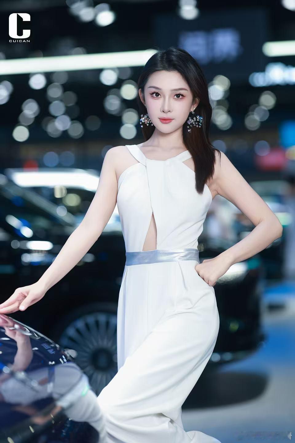 好看的小姐姐摄影师作品抄送