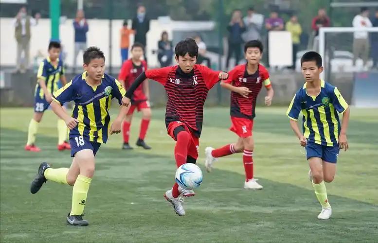 中国足球界为什么没有球探去各地找足球天才？中国足球一直被诟病“苗子少、人才断