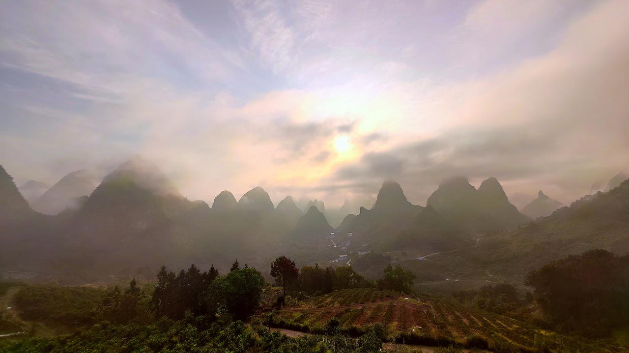 中国摄影圈大美阳朔：大岭头晨曦