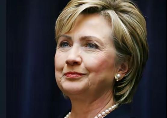 美国前国务卿希拉里·克林顿，被正式启动逮捕令签发流程！据新华社、新华网的权威