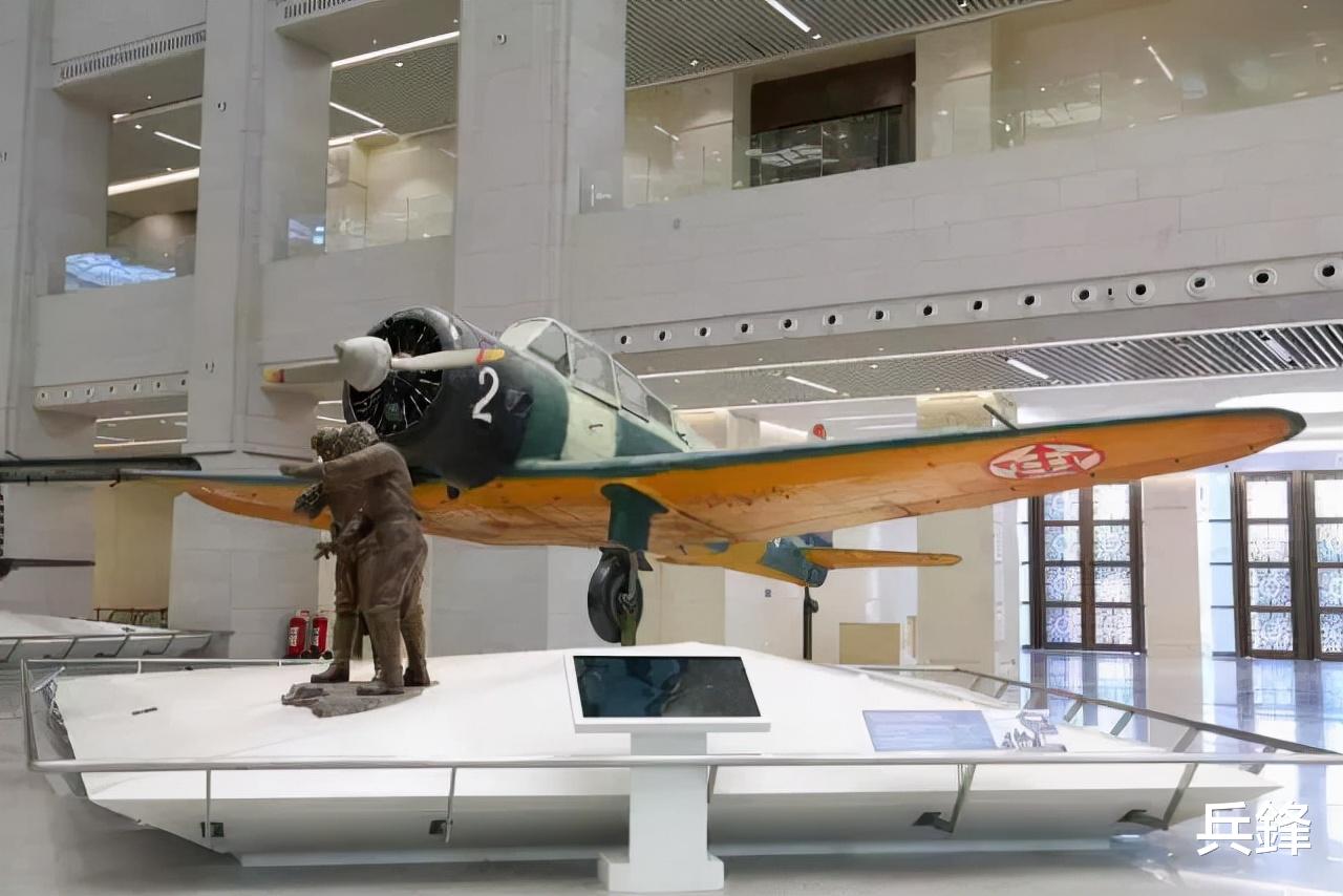 我軍第一所航空學校, 靠日本九九式高級教練機起家