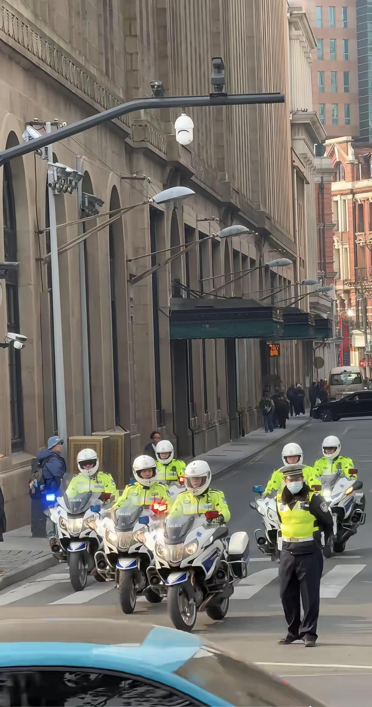 领导人到访上海[比心]