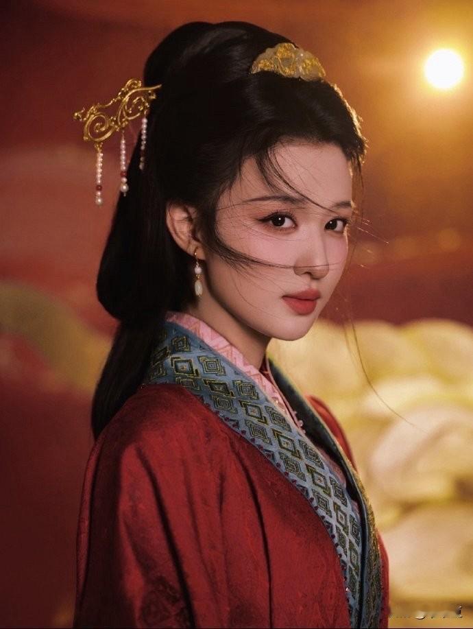 王楚然春晚狂揽65万粉，口碑瞬间回暖，核心真相就俩字：好看！不得不