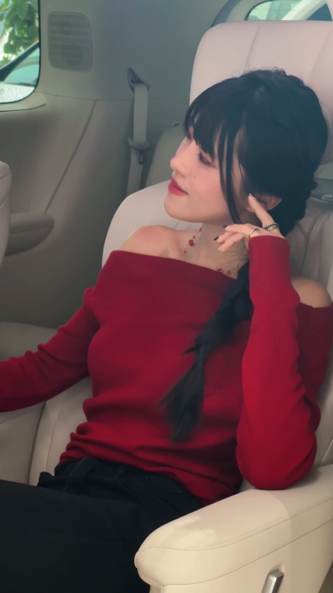 今天的拍摄～大别克！Get一张至境世家的车内图，视频晚会儿发来店里之前我觉得…