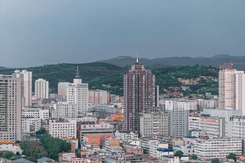 要说山西最宜居的城市，晋城、大同和长治都各有优势。晋城简直是人间仙境，太行之巅