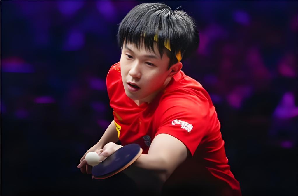 看决赛六局数据就知道，张本智和前三板凶得很，首局硬是靠速度逼得大头9-11先丢一