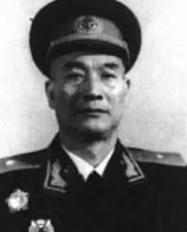1950年，李治求见毛主席，张口就要3000万，谁知毛主席听完后，却笑道：“30