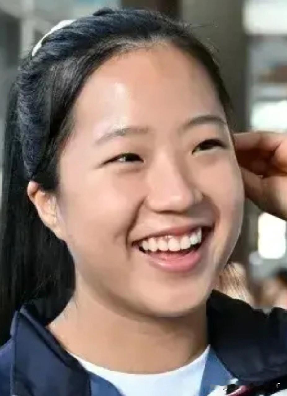 中国WTT北京大满贯赛女单1/32决赛，申裕斌VS吴咏琳第一局申裕斌3：3开局