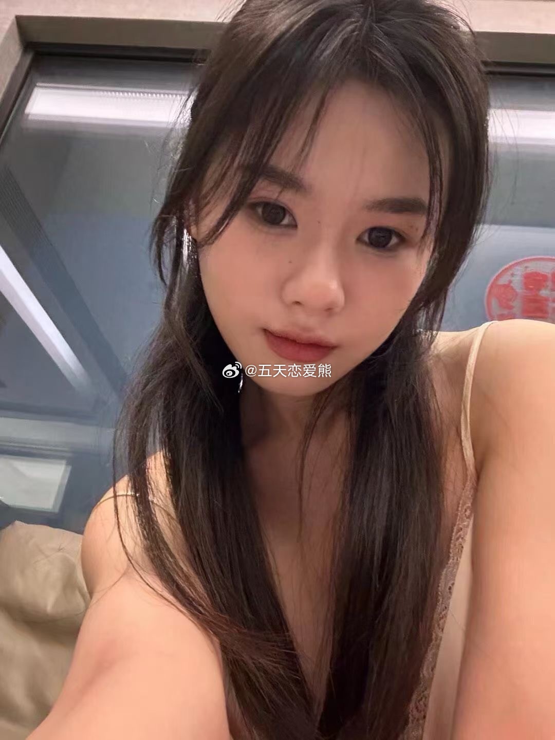 性别：女籍贯：广西目前所在地：贺州年龄：24身高：160体重：44kg工作：医院自我介绍：医院工作，