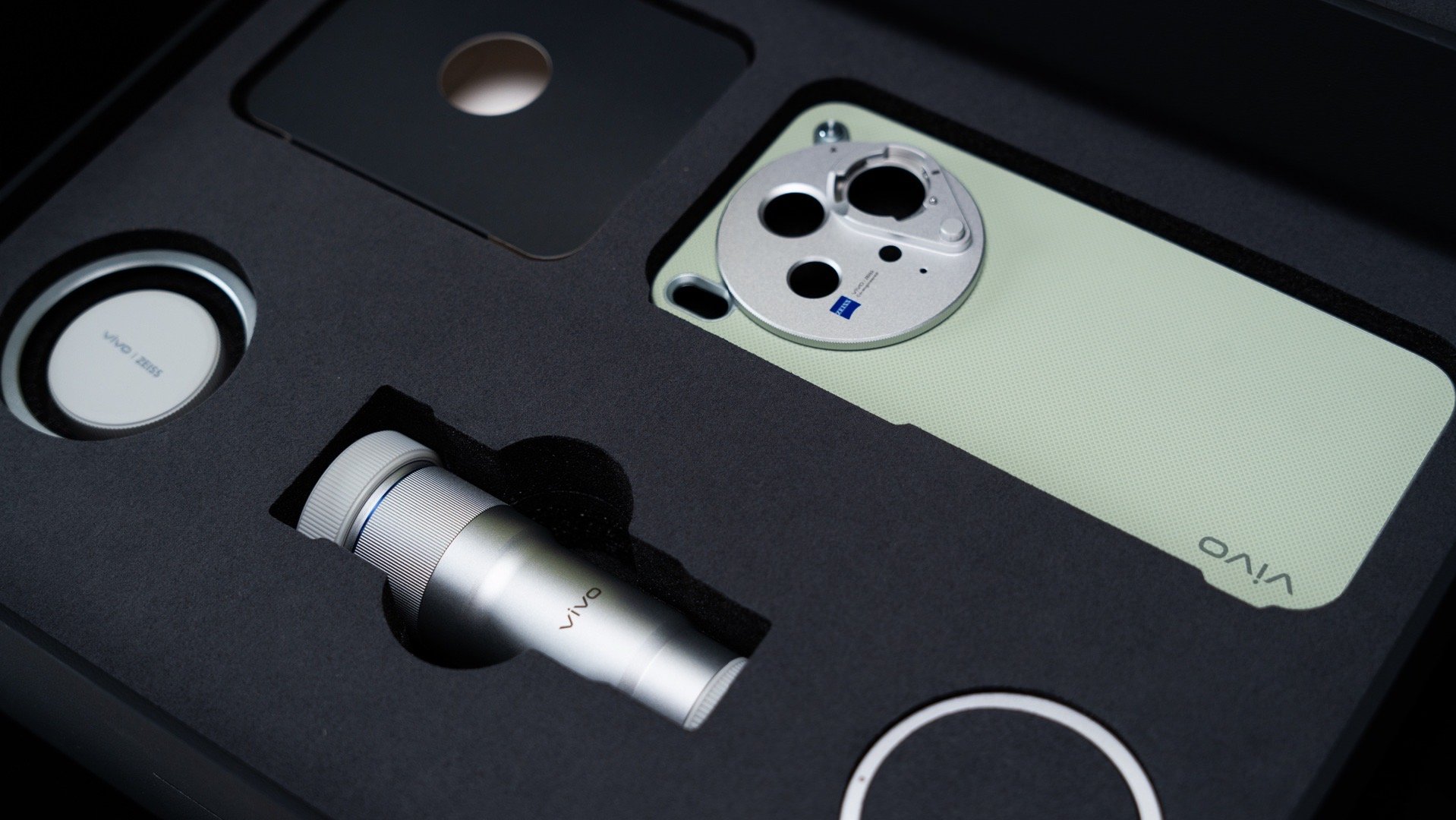 vivoX300s这支蔡司增距镜是真好用，越用越上头，特意再拍一套图赏。小小一