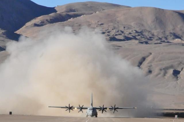 距离中国30公里，多了一座空军基地，对于印度，果然不能掉以轻心。中印关系缓和后，