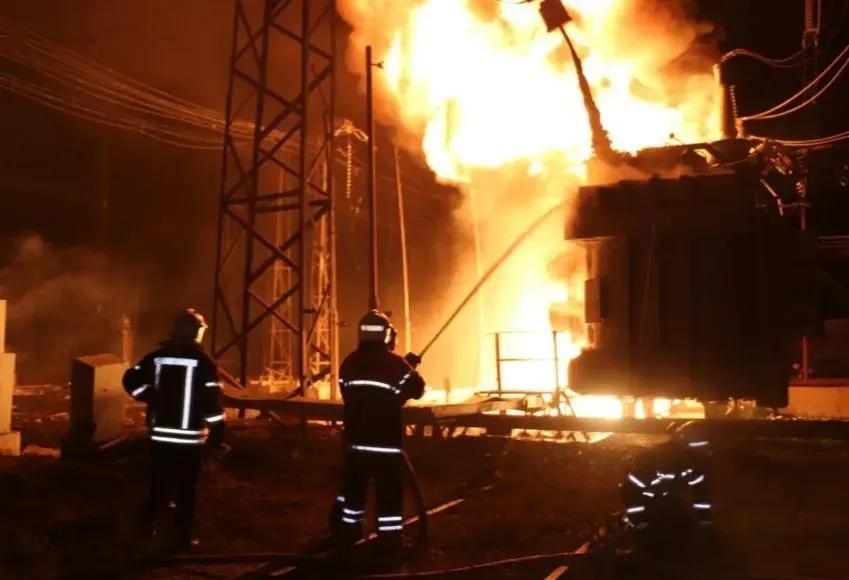 乌克兰最为薄弱的一环正在被俄罗斯逐一攻击，那就是能源设施。特别是电力设施，由于乌