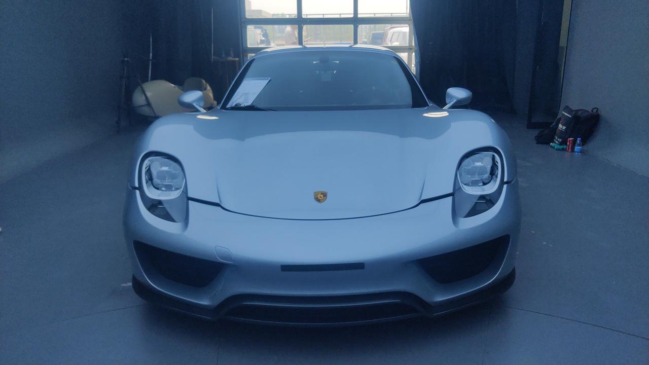 两千万的二手车，普通人可能一辈子都见不到一次！前两天验了一台“娃王”——保时捷