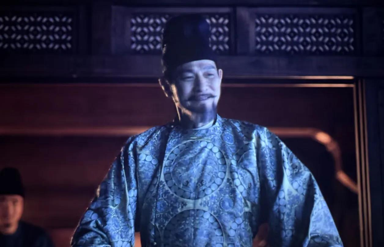 《长安的荔枝》里，最让现代牛马们难受的一句话，就是杨国忠站在塔顶，轻飘飘的一句：