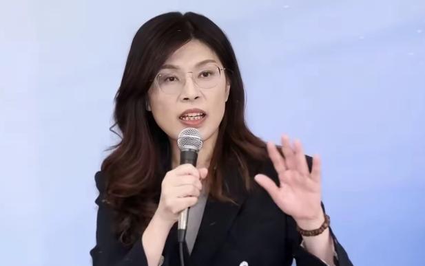尴尬了！信心满满美国行，计划着造访一线都市，计划会晤各界政要，计划扩大自身影响力