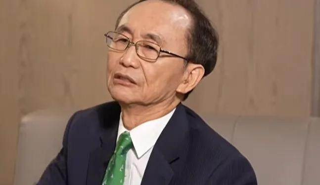 台湾名嘴吴子嘉8月12日在节目中直言不讳，“我认为韩国瑜作秀了”！节目嘉宾平
