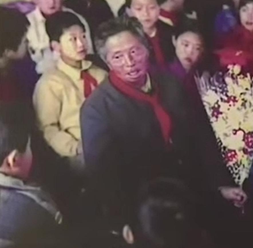 1971年，黑龙江一退伍老兵去打油，偶然瞥见油票印章上的名字，立马大惊失色。原部