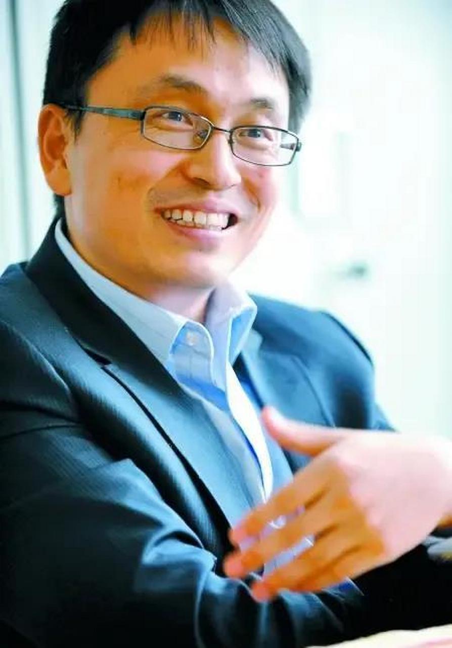 2010年，河南高考状元张磊向耶鲁大学捐赠了888.8888万美元。7年后，他又