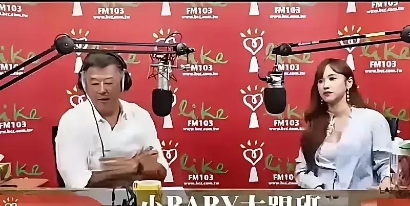 不得不说大小S的恩师王忠伟还是有点江湖地位眼看小S被吴宗宪和葛斯齐撕的要塌房
