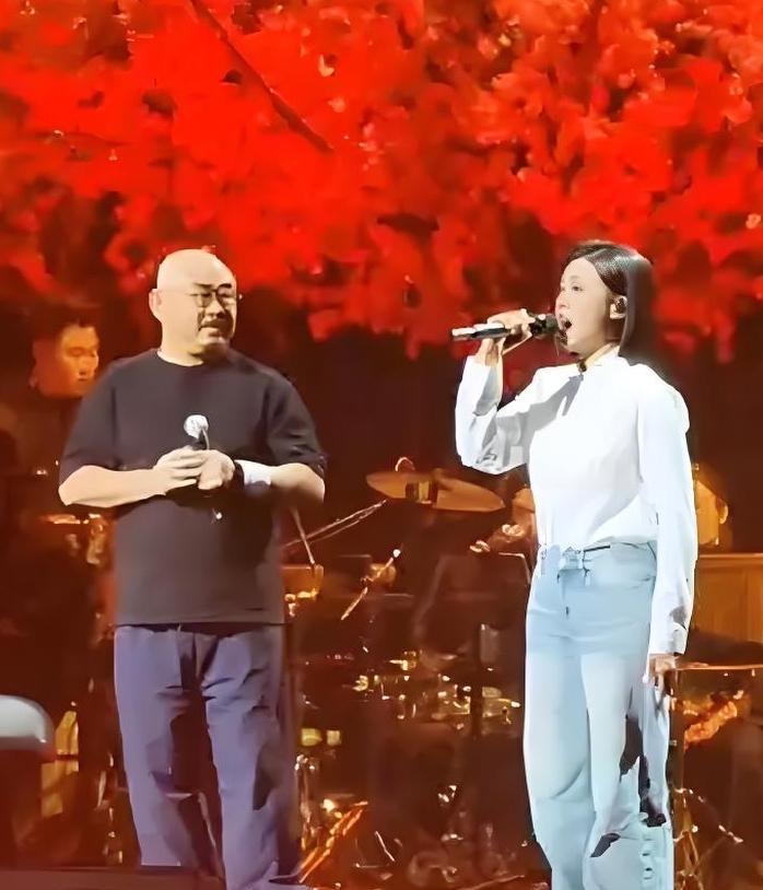 黑粉狂吠，刀郎封神！娱乐圈的“逆反定律”正在上演刀郎越黑越红？这根本不是玄学，