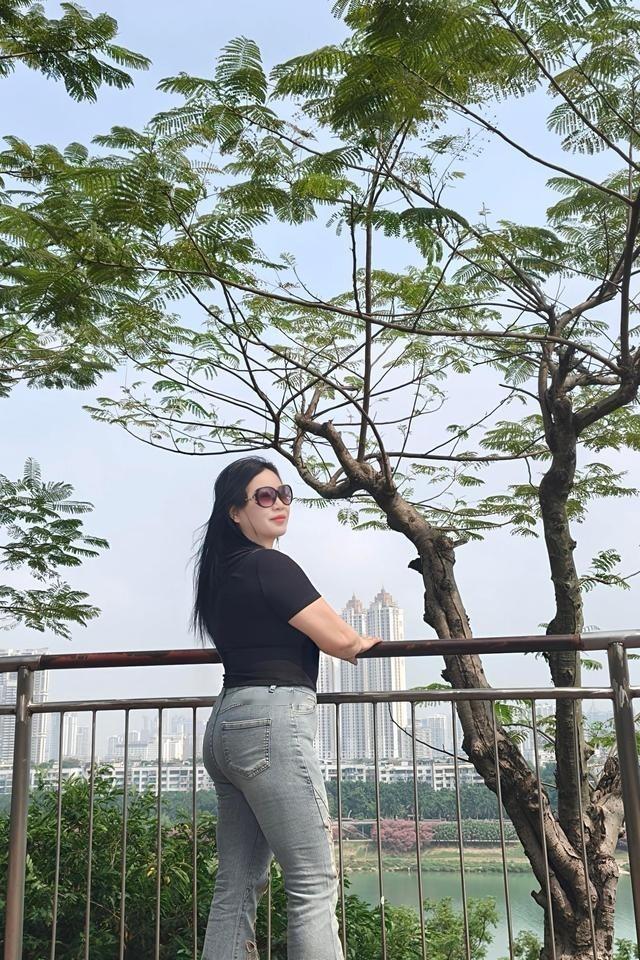 莫言最近这待遇属实有点“离谱”。以前他跟余华、贾平凹大家地位都差不多，虽然拿了诺